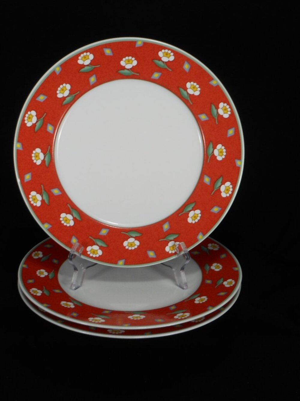 set of 3 Villeroy & Boch Germany AVA RED dinner plates
